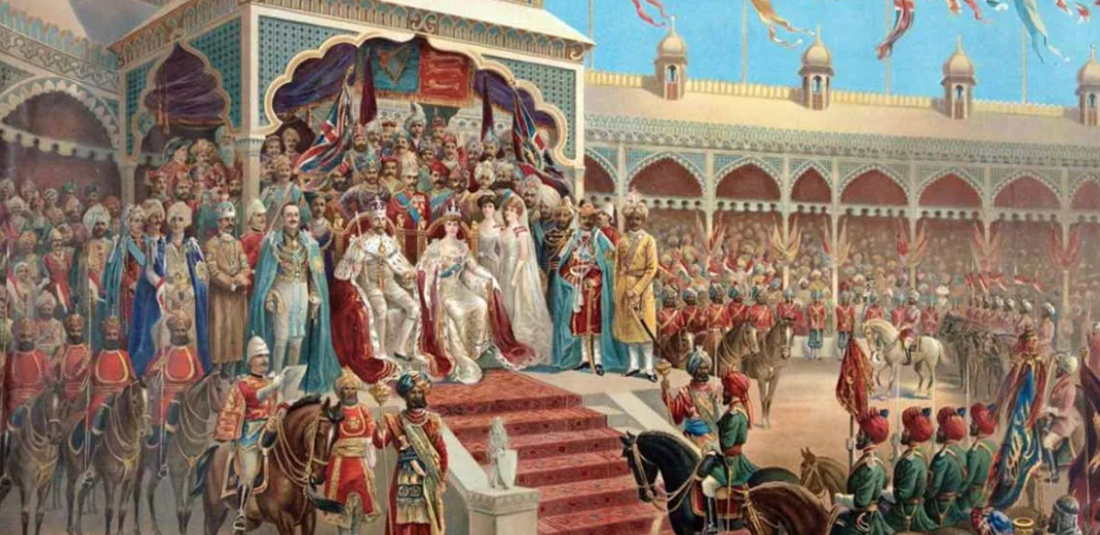 Prent van de Koning en Koningin op hun troon in Delhi Durbar